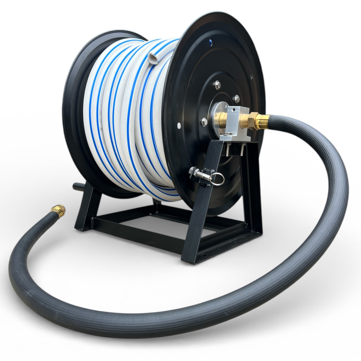 ZORRO Mountable Reel Bundle with Barfell Estate Bluline Dairy Washdown Hose